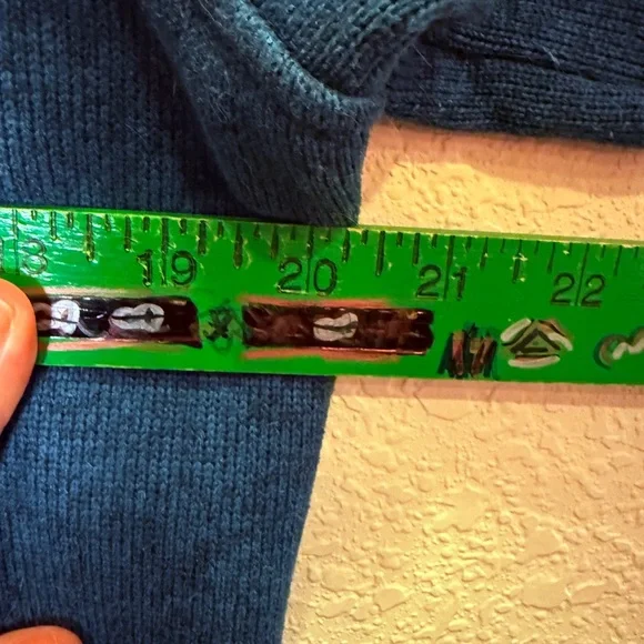 L.L. Bean Women’s Glacial Blue 1/4 Snap Knit Pullover Sz M - Picture 9 of 10